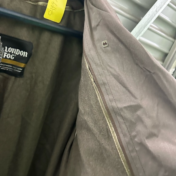 London Fog Men's Trench Coat - Dark Brown size 14 removable lining - Picture 10 of 15